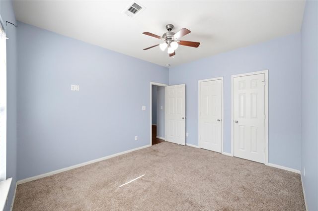 1707 N N Highlands Crossing, Highlands, TX 77562