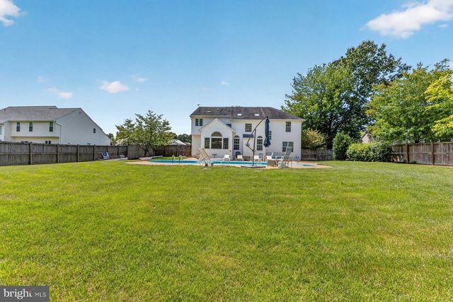 1054 NORFOLK DR, La Plata, MD 20646