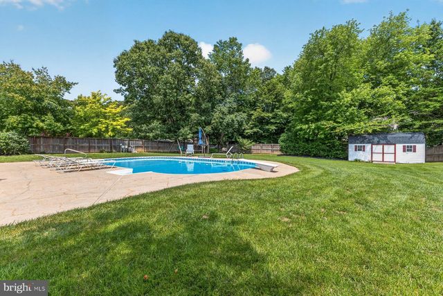 1054 NORFOLK DR, La Plata, MD 20646