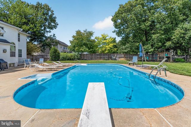 1054 NORFOLK DR, La Plata, MD 20646