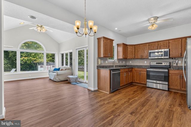 1054 NORFOLK DR, La Plata, MD 20646