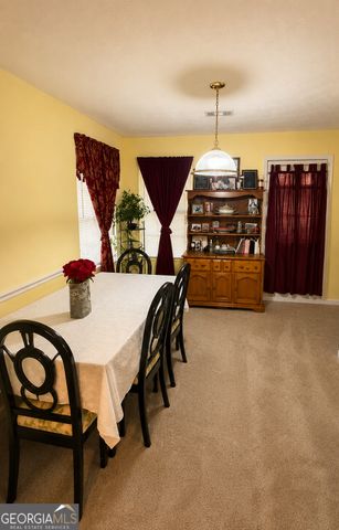 649 Forest Hills Path, Forest Park, GA 30297