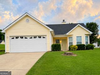 649 Forest Hills Path, Forest Park, GA 30297