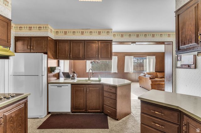 2242 E KENSINGTON AVE, Salt Lake City, UT 84108