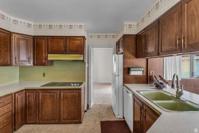 2242 E KENSINGTON AVE, Salt Lake City, UT 84108