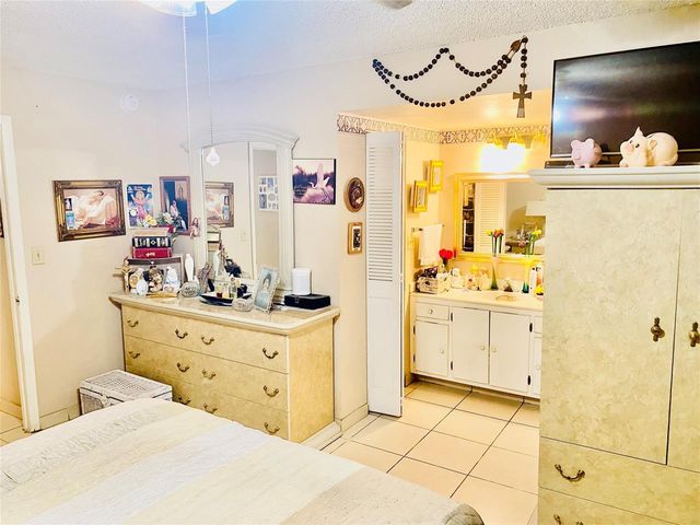 7850 W Mcnab Road 301, Tamarac, FL 33321