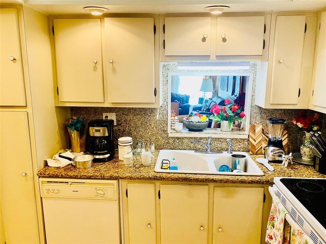 7850 W Mcnab Road 301, Tamarac, FL 33321