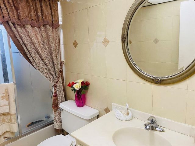 7850 W Mcnab Road 301, Tamarac, FL 33321
