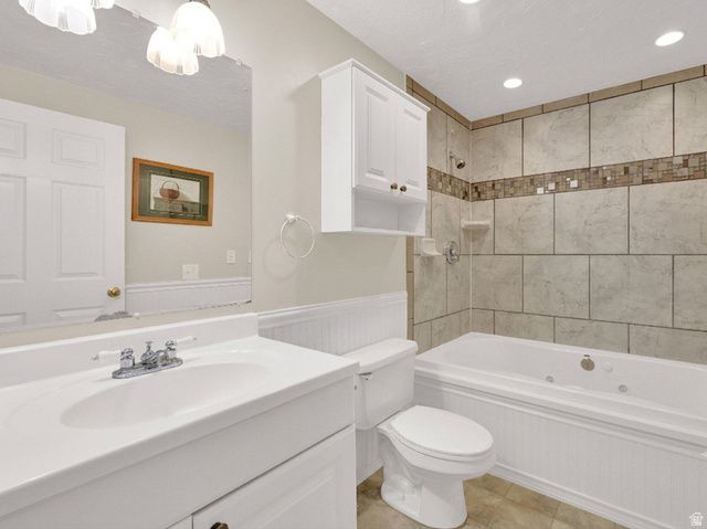 2334 N 2350 W, Clinton, UT 84015