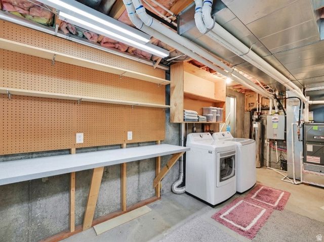 2334 N 2350 W, Clinton, UT 84015