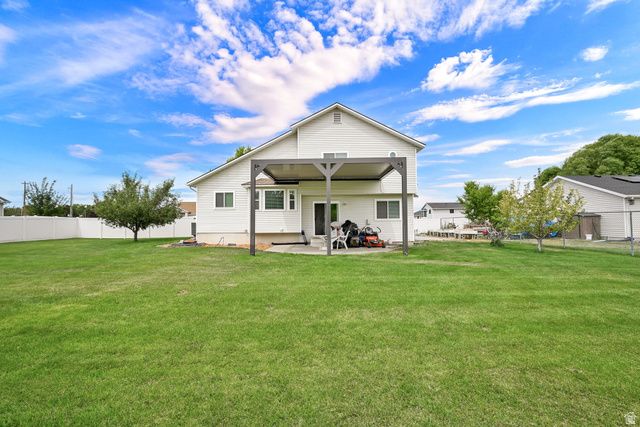2334 N 2350 W, Clinton, UT 84015