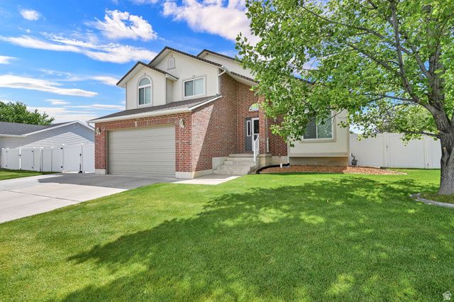 2334 N 2350 W, Clinton, UT 84015