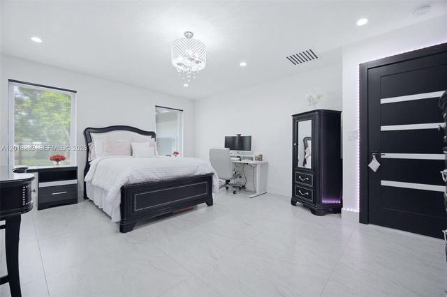 18690 Old Cutler Rd, Cutler Bay, FL 33157