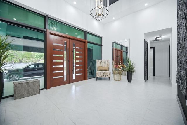 18690 Old Cutler Rd, Cutler Bay, FL 33157
