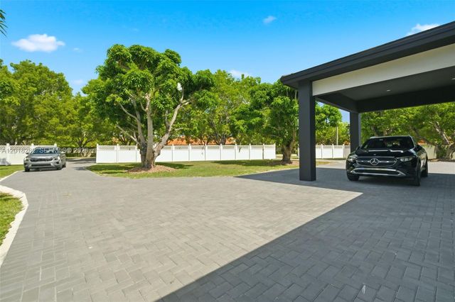 18690 Old Cutler Rd, Cutler Bay, FL 33157
