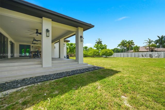 18690 Old Cutler Rd, Cutler Bay, FL 33157
