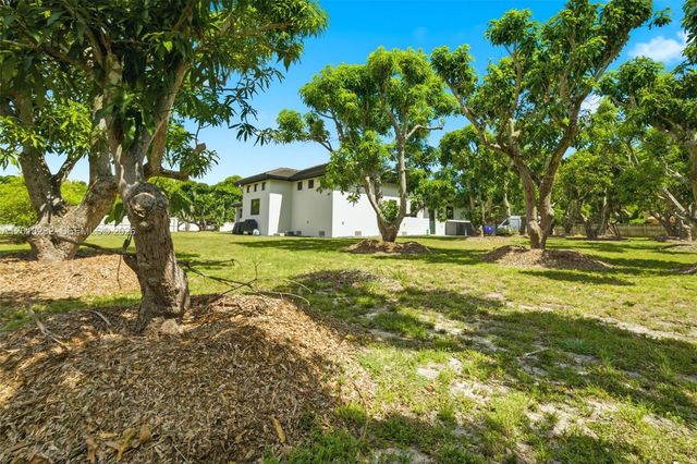 18690 Old Cutler Rd, Cutler Bay, FL 33157