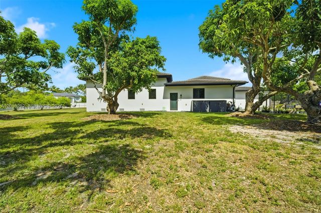 18690 Old Cutler Rd, Cutler Bay, FL 33157