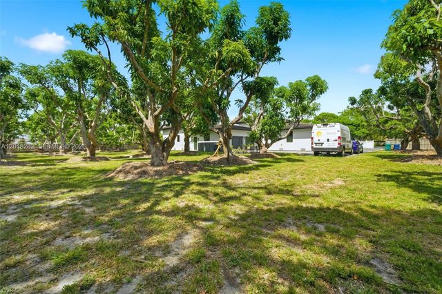 18690 Old Cutler Rd, Cutler Bay, FL 33157