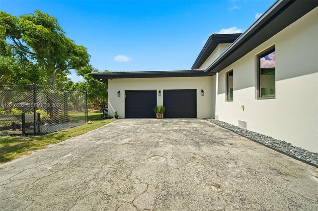 18690 Old Cutler Rd, Cutler Bay, FL 33157