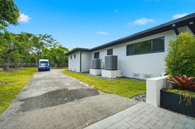 18690 Old Cutler Rd, Cutler Bay, FL 33157