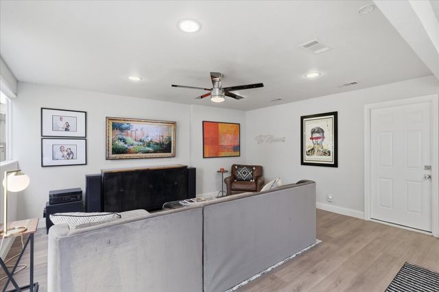 306 W Northgate Drive, Irving, TX 75062