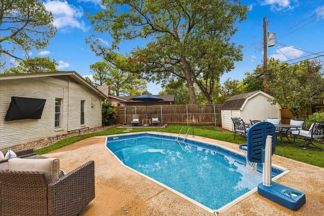 306 W Northgate Drive, Irving, TX 75062