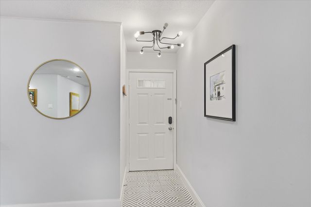 306 W Northgate Drive, Irving, TX 75062