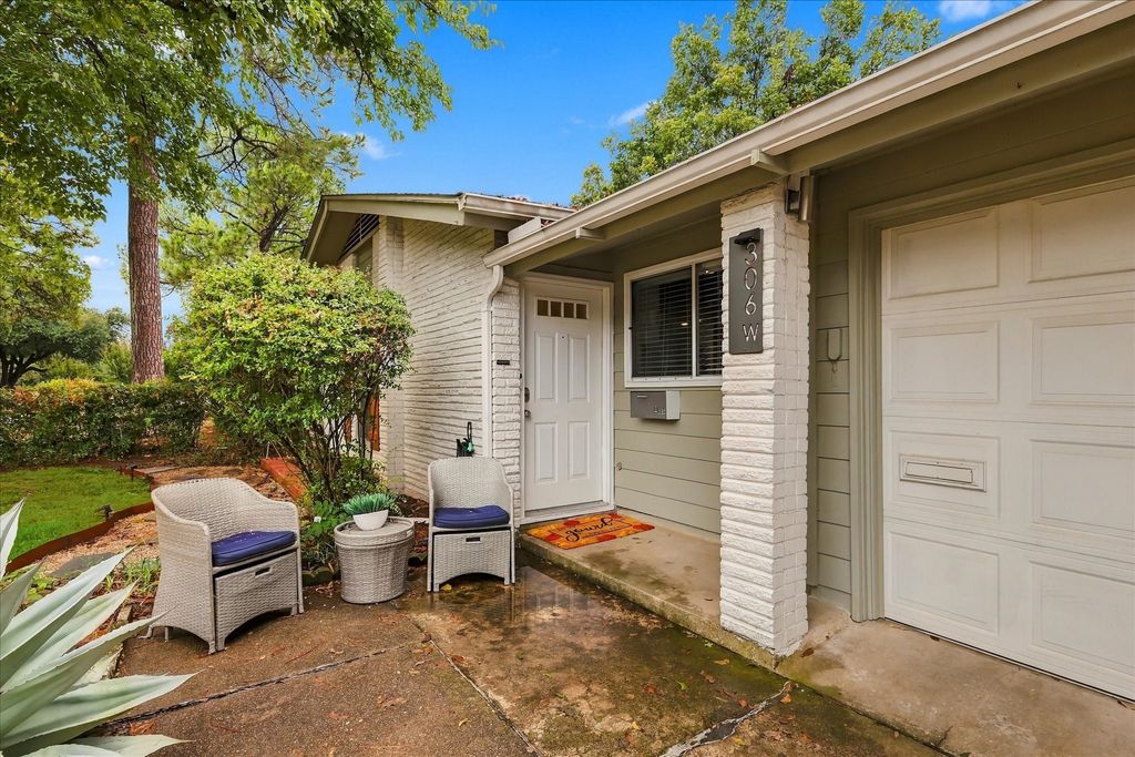 306 W Northgate Drive, Irving, TX 75062 — photo 3
