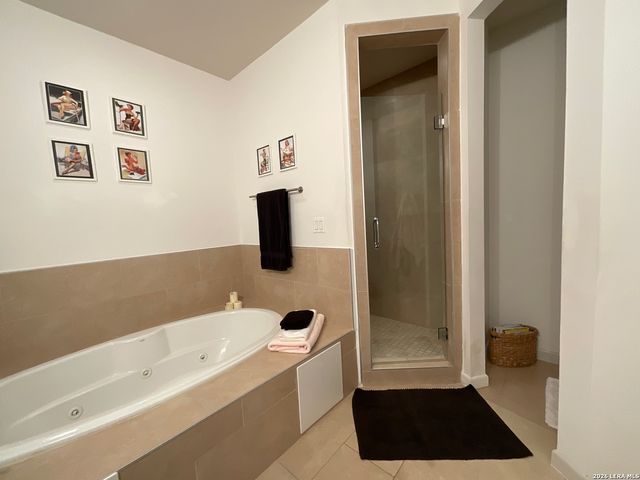 17902 La Cantera Pkwy Unit 303, San Antonio, TX 78257