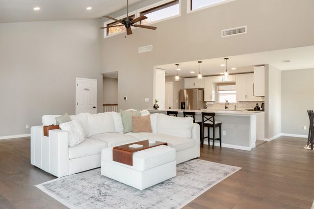 7604 Westwind Drive, Fort Worth, TX 76179