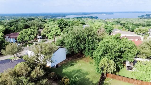 7604 Westwind Drive, Fort Worth, TX 76179