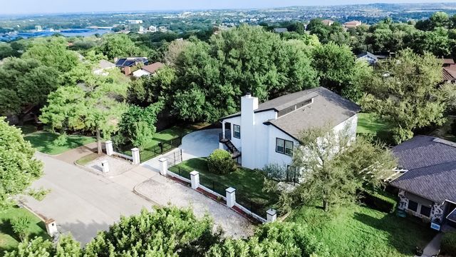 7604 Westwind Drive, Fort Worth, TX 76179