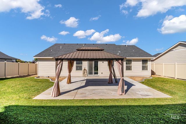 672 Heidi Ave, Twin Falls, ID 83301