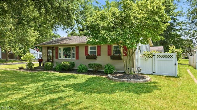 1799 Lemont Drive, Poland, OH 44514