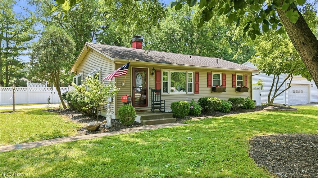 1799 Lemont Drive, Poland, OH 44514