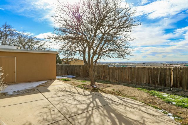 219 Monte Alto Place NE, Albuquerque, NM 87123