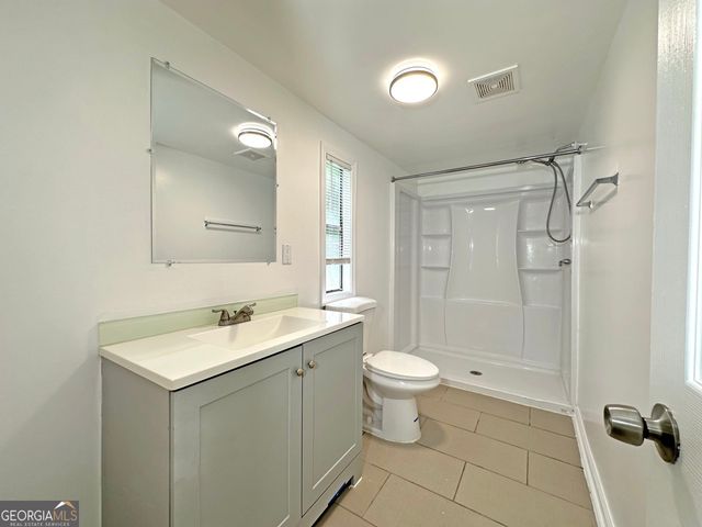 283 Brown Bridge Road, Auburn, GA 30011