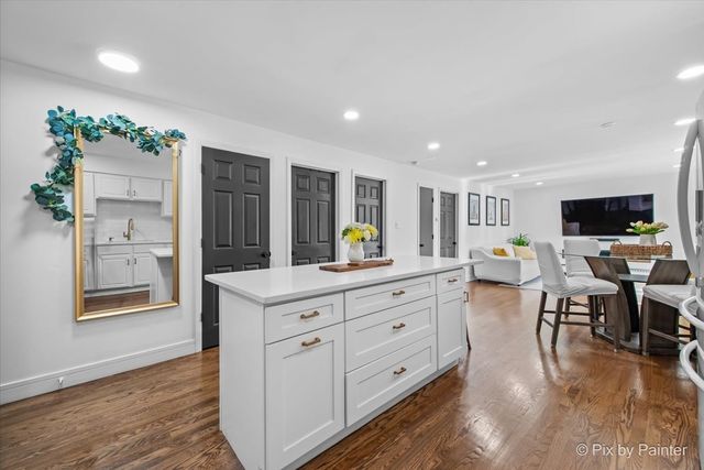 3121 Paris Avenue 304, River Grove, IL 60171
