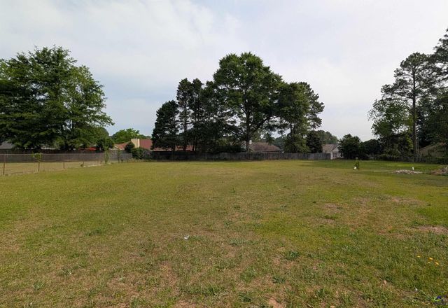 113 Quail Run Drive, Warner Robins, GA 31088