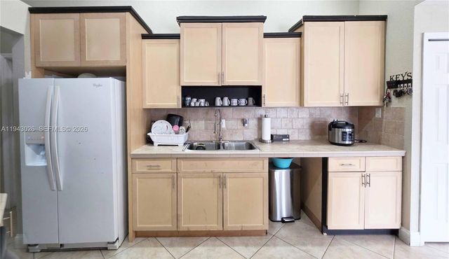 355 N Lindero ST, Clewiston, FL 33440