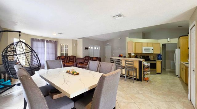 355 N Lindero ST, Clewiston, FL 33440