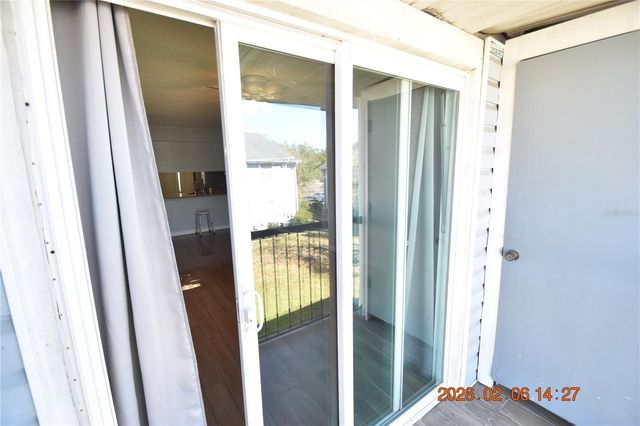 5052 TERRACE CLUB LANE 201, Tampa, FL 33617