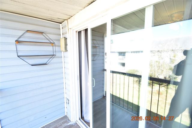 5052 TERRACE CLUB LANE 201, Tampa, FL 33617