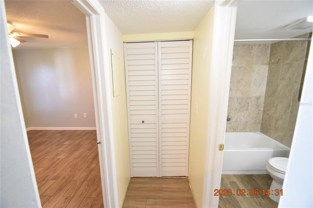 5052 TERRACE CLUB LANE 201, Tampa, FL 33617