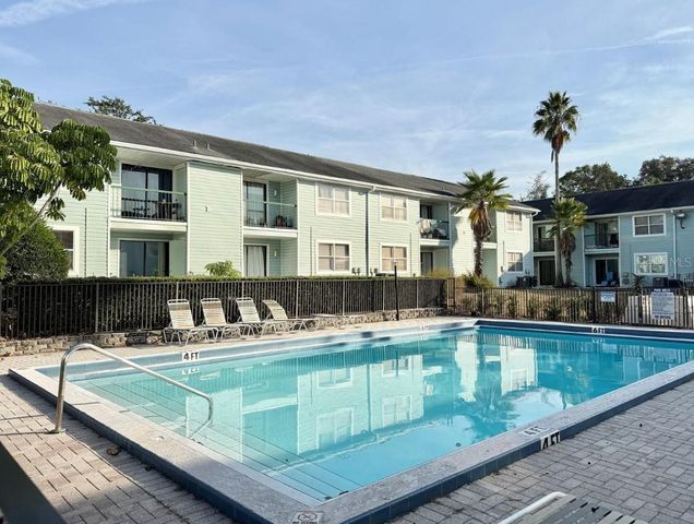 5052 TERRACE CLUB LANE 201, Tampa, FL 33617