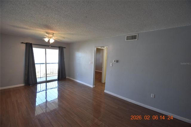 5052 TERRACE CLUB LANE 201, Tampa, FL 33617