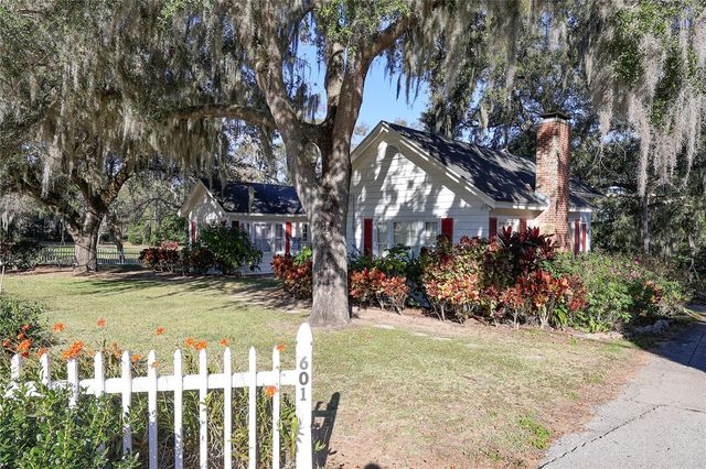 601 ALTA VISTA DRIVE, Haines City, FL 33844