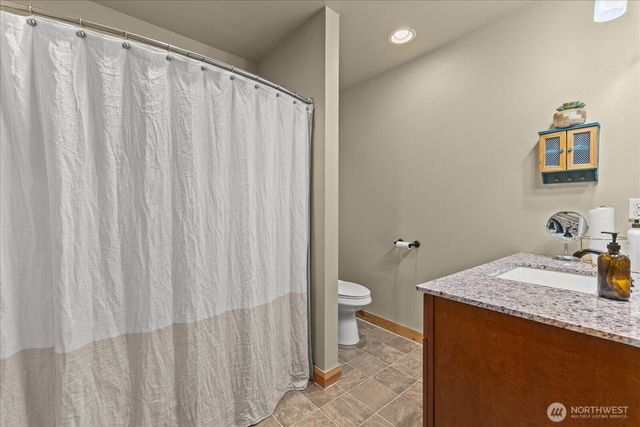 21710 78th Avenue E, Graham, WA 98338