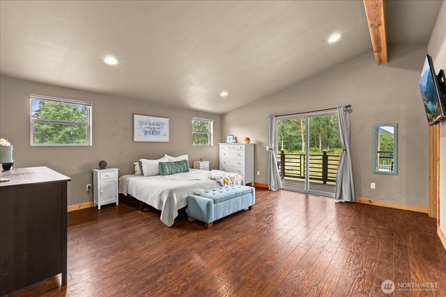 21710 78th Avenue E, Graham, WA 98338